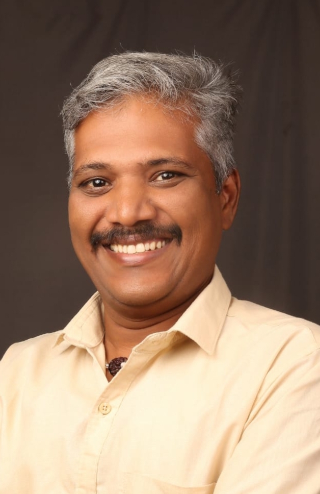 VADIVEL V